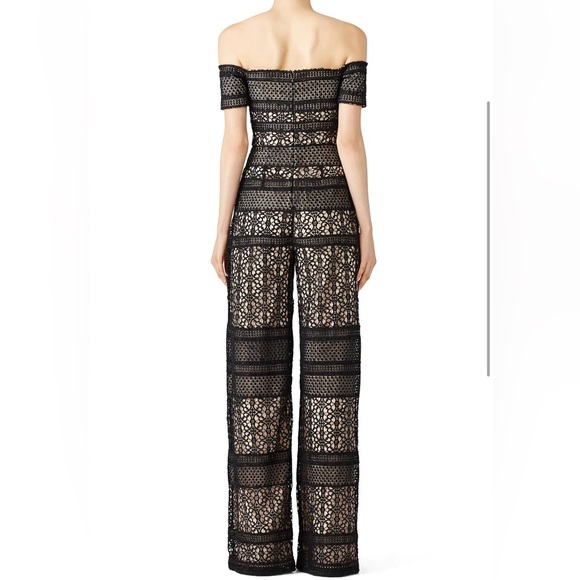 Monique Lhuillier Bicolor Lace Jumpsuit
size 0• Very Good Condition MRSP $280 - Picture 3 of 5